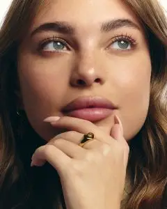 STUNNING